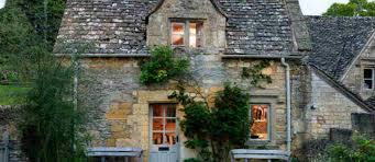 Τα 10 πιο ευφάνταστα & περίεργα σπίτια σε όλο τον κόσμο! Boltes Se Spitia Kotsgoyolnts Agglia Street Life Gr