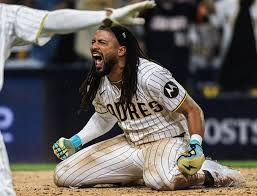 'Powerful even without Song Seong-moon' SD, crushes Cubs 8-0 with 13-hit barrage! Just one win away from NLDS berth
