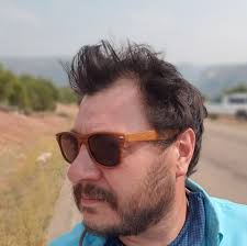 got a nice score. 61 inch hd 1080i CRT TV.