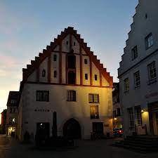 bad waldsee abend evening museum street streetartlovers streetlovers streetvision streetpassion streetphot street pics house styles street photographers