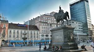 Trovandosi tra le rive del fiume save e il massiccio montuoso. Zagabria Cosa Vedere Nella Capitale Della Croazia Europa Nel Mondo