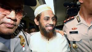 Bali bomb maker 'wants to change 100% ... can fight terrorism' if released