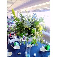 For a tall piece, it is essential to pick flowers that have long and strong stems that will make the arrangement look more vivid. Large Centerpieces On Tall Vases Littleton Florist Pretty Petals Local Flower Delivery Littleton Co 80120