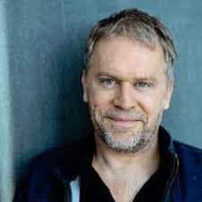 Dirc Simpson direkt buchen bei der Agentur Sprecherdatei