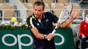 Reilly opelka (born august 28, 1997) is an american tennis player. French Open 2021 Daniil Medvedev Defeats The American Giant Reilly Opelka To Enter The Round Of 16 For The First Time Firstsportz