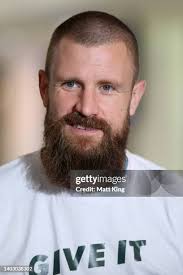 Andrew Redmayne arrives at Sydney International Airport