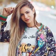 Feride Hilal Akin Sevgilisi Ile Ilgili Gorsel Sonucu Unluler Fotograf Cekimi Gelin