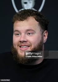 3,085 Andre Henderson Photos & High Res Pictures