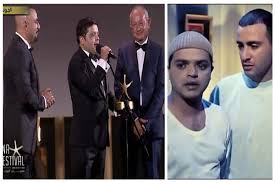 وقد درس في الأكاديمية العربية للفنون، وهو متزوج ولديه طفل اسمه ياسين وطفله واسمها ناديه وطفل اسمه حمزه. Ù‚ÙˆÙ„ Ù„Ù„Ø²Ù…Ø§Ù† Ø§Ø±Ø¬Ø¹ ÙŠØ§ Ø²Ù…Ø§Ù† Ø¹Ù„ÙŠ ÙŠ ÙƒØ±Ù… Ø®Ù„Ù Ø§Ù„Ø¯Ù‡Ø´ÙˆØ±ÙŠ ÙÙŠ Ø§Ù„Ø¬ÙˆÙ†Ø© Ø¨ÙˆØ§Ø¨Ø© Ø£Ø®Ø¨Ø§Ø± Ø§Ù„ÙŠÙˆÙ… Ø§Ù„Ø¥Ù„ÙƒØªØ±ÙˆÙ†ÙŠØ©