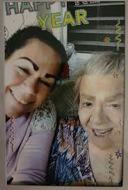 Peggy Leggett's Instagram, Twitter & Facebook