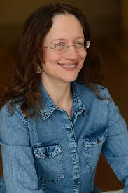 Melissa Godoy's Instagram, Twitter & Facebook