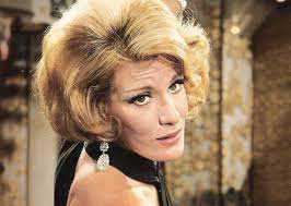 Στο νοσοκομείο η μαίρη χρονοπούλου. Mairh Xronopoyloy Archives Hello Magazine