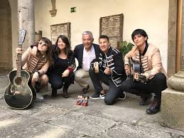Chistes gallegos en el portal de humor, entretenimiento y cultura más original. The Funkles La Version Mas Gallega De The Beatles Radio Galicia Cadena Ser