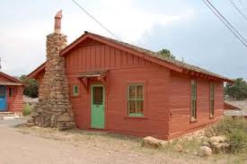 Only the western cabins provide two queen beds. Historic Red Horse Cabin At Grand Canyon National Park Reopens For Guests National Parks Traveler