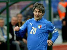 100 bin €* 25 ara 1982, torino, italya. From Bribery Ban To Ballon D Or Paolo Rossi S Highs And Lows Remembering Paolo Rossi The Economic Times