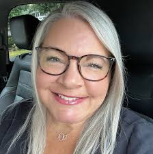 ✨ Lydia Bouchard s'empare de notre scène! ✨ La talentueuse chorégraphe et  danseuse