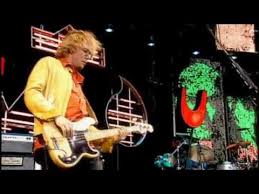 R. E. M. - Drive (Perfect Square) - YouTube