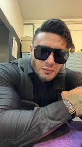 Jeff Rios's Instagram, Twitter & Facebook