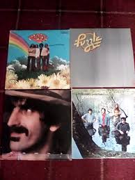 Can kinkos reproduce old documents?