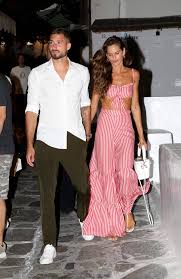 She is best known as having been one of the victoria's secret angels from 2005 to 2008 and for her work with sports illustrated swimsuit issue and armani exchange early life and career. Izabel Goulart And Kevin Trapp Night Out On Mykonos Gotceleb