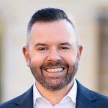 Dan Mikes's Instagram, Twitter & Facebook