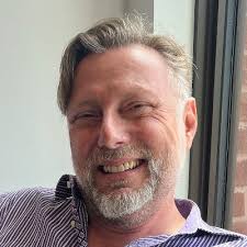 Daniel Backhaus (@InTheBackhaus)