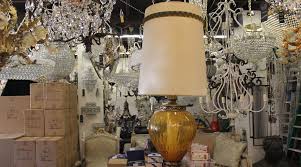 Learn which ceiling fan is right for you or what kitchen lights are best from one of our american lighting association trained experts that are on staff, or request. How To Pack Lamps Public Storage Blog