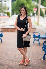 Casual Black Dress With Converse Or Wedge Sandals Black Dresses Casual Fashion Clothes Women Dress With Converse