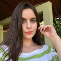 Sharon Alberti's Instagram, Twitter & Facebook