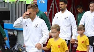 Последние твиты от king kimmich (@kingkimmich). Der Ist Auch Cool Mit Joshua Kimmich Ins Wm Stadion Spvgg Bayreuth Nordbayerischer Kurier