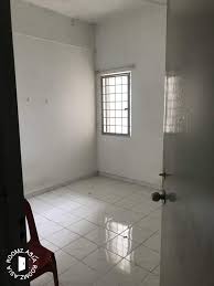 16m kediaman rasmi en khalil & pn wati 18m la homestay hotel & lodging. Middle Room For Rent At Puchong Intan Apartment Roomz Asia