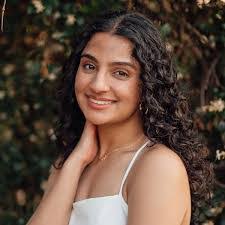 Misty Bowen's Instagram, Twitter & Facebook