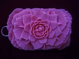 Lalu aduk rata sampai tak ada gumpalan. Bagaimana Proses Pembuatan Kerajinan Dari Bahan Gips Sekilas Bahan