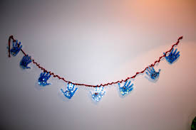 Fill a pail with water, add a few drops of baby. Aussie Flag Handprint Banner Australia Day Craft Preschool Australia Day Art Activities For Toddlers