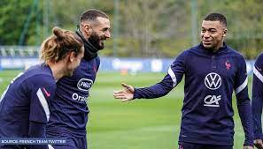 Benzema suspended from france team. Real Madrid Barcelona Rivals Benzema Griezmann Bond During France Training Session Watch