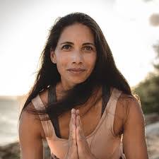 Alison Buchanan's Instagram, Twitter & Facebook