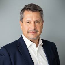 When your ready to hire a great Erection company at competitive prices that  can start strong and finish strong look no further call Wsb we travel  nation wide call a Erector that