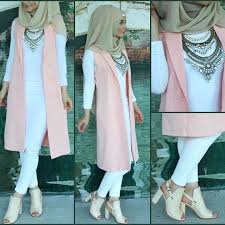 Vest Weste Yelek Www Misselegance De Pants Hose Pantolon H M Shoes Schuhe Ayakkabilar Istanbul Osmanbey Fashion Hijab Fashion Hijabi Outfits
