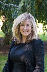 Donna Krueger-Simmons Real Estate Associate in Watch Hill Rhode Island