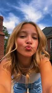 Gary Weikel (iamtheweikster)