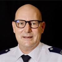 Dunkel aus Frankfurt am Main in der Personensuche von Das Telefonbuch