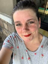 Daisy Guardado's Instagram, Twitter & Facebook