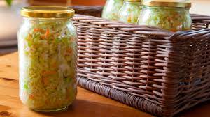 En esta página te hablo sobre como puedes profundizarte más en temas fermentistas y pachamamistas. Como Hacer Chucrut Casero Sauerkraut Youtube