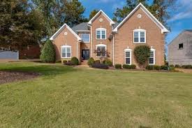 Check Out Homes With Master Bedrooms On The 1st Floor Home Pleasant View Master Bedding
