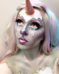 Maquillage halloween de femme sorti tout droit d'un film d'horreur. 20 Idees De Maquillage Halloween Femme A Copier Society19 Fr