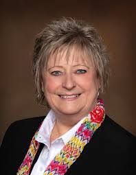 Kyle Sanger's Instagram, Twitter & Facebook