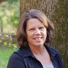 Terri Fleck's Instagram, Twitter & Facebook