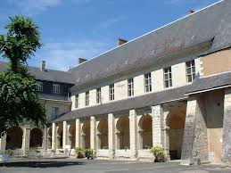 Photo Of Abbaye De Saint Maur De Glanfeuil House Styles Mansions France