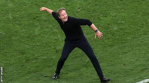 Off topic > denmark v wales. 02rlxmik1dgfqm