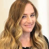 Diana Hatch's Instagram, Twitter & Facebook